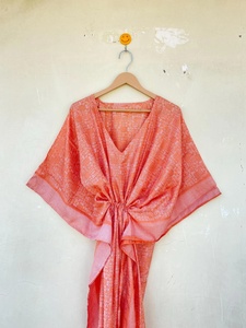 Caftan en soie Grand caftan bohème Robe bohème Robe longue caftan en soie - Product Image 3