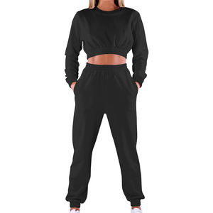 Conjunto Deportivo de Dos Piezas para Mujer, Sudadera Corta y Pantalones Jogger Negros, Ropa Deportiva Informal para Entrenamiento - Product Image 3