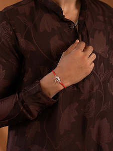 Trishul de Plata 925 con Circonitas Cúbicas Engastadas, Bañado en Rodio, Plata de Ley, Amuleto Unisex Rakhis, Hecho a Mano con Hilo, Producto a Granel - Product Image 3