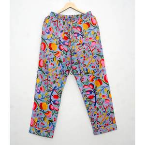 Ensemble de pyjama en coton fait main, imprimé floral, léger et respirant, pour femmes, 100% coton, coupe ajustée, été, maison - Product Image 2