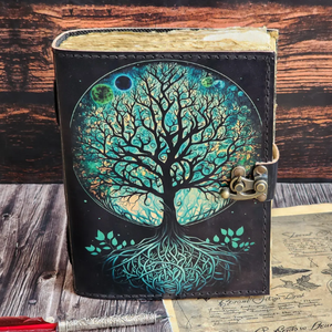 Mini Diario de Cuero Hecho a Mano 5x7, Diseño Árbol de la Vida y Fases Lunares, con Lápiz, Ecológico, para Viajes - Product Image 2