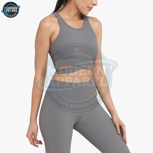 Ensemble de yoga sans couture de haute qualité pour femmes, vêtements de sport pour la gym, ensemble de yoga personnalisé avec logo - Product Image 3