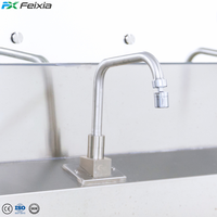 Évier de lavage des mains électrique neuf en acier inoxydable à commande au genou avec capteur automatique pour salle blanche de laboratoire hospitalier