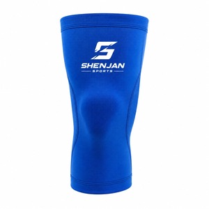 Genouillères de fitness haut de gamme offrant une excellente compression, une flexibilité et une protection des genoux pour les athlètes débutants et expérimentés. - Product Image 1