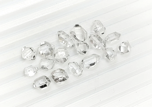 คริสตัลเฮอร์คิเมอร์ไดมอนด์คุณภาพ AAA แบบดิบ ขนาด 6 ถึง 11 มม. สำหรับทำเครื่องประดับ - Product Image 2