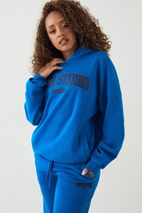 Ensemble de survêtement personnalisé DTF pour femmes, OEM, décontracté, en polyester et coton, deux pièces, sweat à capuche et pantalon, vêtements de mode streetwear - Product Image 3