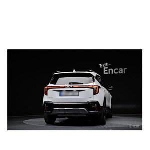 Kia Seltos 2023, 1.6 Turbo 4WD, Gasolina, Estándar de Emisiones Euro V, Caja de Cambios Automática, Asientos de Cuero, Cámara Trasera, 22,336 km - Product Image 4