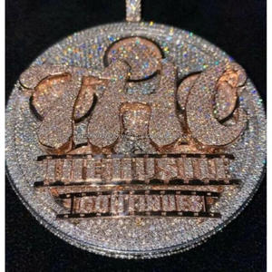 Colgante grande redondo de diamante cultivado en laboratorio Bling de Hip Hop para hombre, medallón con logotipo de nombre de letra cultivada en laboratorio de plata 925 - Product Image 2