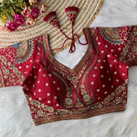 Chemisier de mariée en soie italienne de qualité supérieure Travail de fil de couture lourd avec de beaux détails faits à la main pour robe de mariée pour adultes