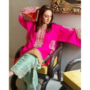 Conjunto de ropa de fiesta de diseñador para mujer Top Plazzo bordado y Dupatta - Product Image 4