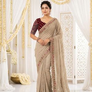 Dupatta en soie Georgette brodé multicolore avec blouse contrastante, longueur ras du sol, style traditionnel, prêt à porter pour mariage et Diwali - Product Image 3