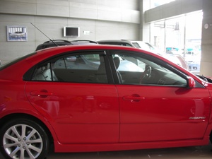 แผ่นบังแดดหน้าต่างรถยนต์ HIC วัสดุ PMMA  สำหรับ MAZDA 6 /Atenza 5 ประตู แฮทช์แบค ปี 2002~2007  เข้ารูปพอดี 100% - Product Image 2