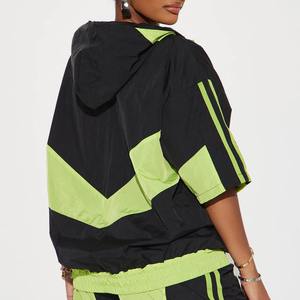 Ensembles streetwear personnalisés 2 pièces : coupe-vent et short, veste zippée imperméable et short personnalisés - Product Image 4