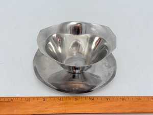Salsera de Metal Hecha a Mano para Servir en la Mesa - Product Image 4