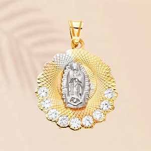 Lujo Unisex tres tonos plateado madre María encanto colgante regalo personalizado mujeres hombres niños con diamante clásico Aleación de Metal - Product Image 4