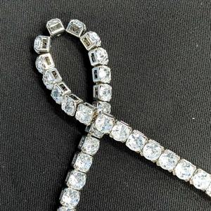 Chaîne en acrylique Bling avec strass, populaire - Product Image 1
