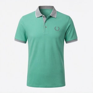 Polo T-shirt à manches courtes personnalisé, éco-responsable, décontracté et sportif pour homme, performance durable, confort, qualité supérieure - Product Image 1