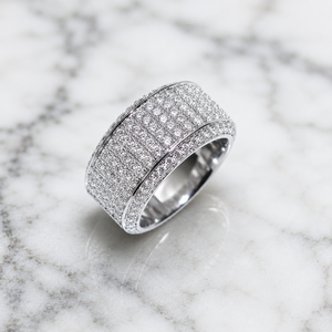 Anillo de Media Eternidad de Plata de Ley 925 y Oro con Diamantes Cultivados en Laboratorio, Personalizado y de Lujo, para Boda, Compromiso, Aniversario o Fiesta - Product Image 4