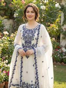 Ensemble haut et palazzo en satin de soie moderne de haute qualité BLOSSOM FABRIC, séchage rapide, pour femme, tenue de soirée, avec dupatta et broderies magnifiques - Product Image 5