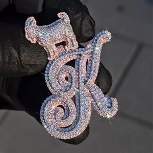 Colgante Hiphop para Mujer con Inicial de la A a la Z, con Cierre de Cabra y Moissanita de 3Ct, Chapado en Oro Rosa de 14K, Regalo Tishya Diamond - Product Image 4