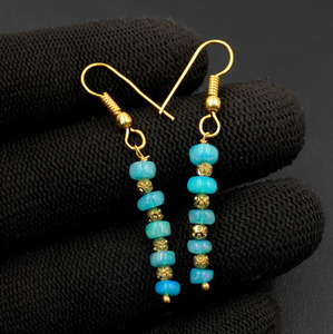 Boucles d'oreilles en perles d'opale d'Éthiopie bleue naturelle, opale multicolore, cabochon en or 10K - Product Image 1