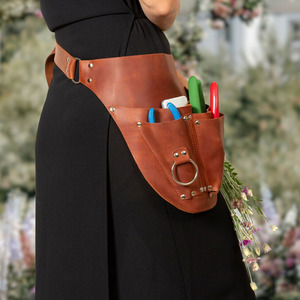 Cinturón de herramientas de cuero genuino resistente para floristería con correa de hebilla ajustable y múltiples compartimentos de almacenamiento en venta. - Product Image 4