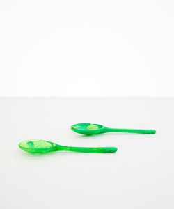 Cuillère en résine époxy Zorellia Luxe, ustensile de service artisanal haut de gamme avec un design moderne unique et une finition brillante - Product Image 6