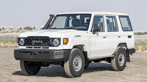 รถบรรทุกแลนด์ครุยเซอร์ LC76 ปี 2025 สภาพดี ใช้งานได้ลื่นไหล - Product Image 1