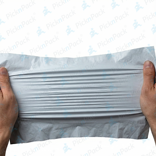 8x10 Inch Poly Courier Packaging Bag 52 Micron Black White LDPE Valve Waterproof Tear Resistant Supermarket Exhibition