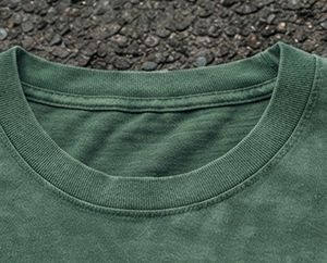 Camiseta Casual para Hombre con Bordado Desgastado, Cuello Redondo, Manga Corta, Corte Regular - Product Image 3