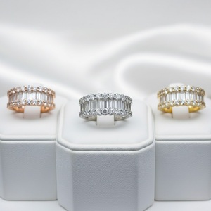 Bijoux fins haut de gamme, bague demi-entourée en or blanc massif 18 carats avec diamants naturels baguette classiques pour mariage, fiançailles, fête, cadeau - Product Image 4