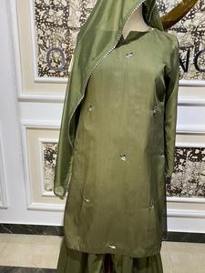 Kameez de diseñador de alta calidad para mujer, con shalwar farshi, tela viscosa, estilo pakistaní. - Product Image 2