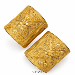 เครื่องประดับหรูหรา MOLL JEWELLERS กำไลข้อมือแบบกว้างรูปดอกไม้ประดับเพชรซิร์คอนเคลือบทอง 24K ดีไซน์ลายฉลุประณีต รับรองคุณภาพสำหรับผู้หญิง - Product Image 1