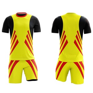 Maillots de football personnalisables à séchage rapide, uniformes d'équipe personnalisés par sublimation thermique, détails du joueur, couleurs personnalisées, vêtements de football - Product Image 1