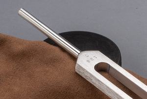 Diapasón Otto de 128 Hz para Sanación y Prácticas Médicas, para Reducir el Dolor por Inflamación, Aliviar el Estrés y Meditación, Mecanizado - Product Image 5