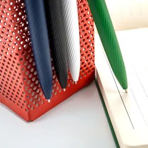 Bolígrafos Promocionales Elegantes y Cómodos con Agarre Duradero, Mecanismo Giratorio, Acabado Mate, Clip Metálico Negro - Product Image 5