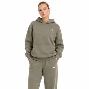 Ensemble de jogging surdimensionné personnalisé pour femme, sweat à capuche en polaire premium pour femme, survêtement OEM uni, tenue de sport athleisure pour l'hiver et l'automne - Product Image 3