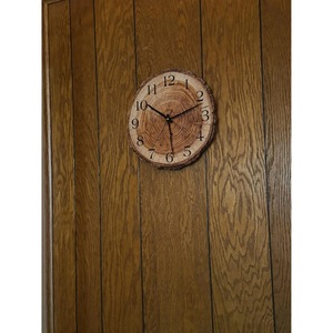Horloge murale en bois rustique à motif délicat, ronde, analogique, à quartz, silencieuse, décoration de cuisine - Product Image 4