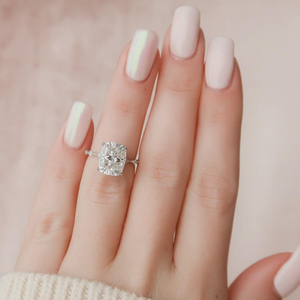 Bague de fiançailles en diamant de laboratoire allongé de 2 carats, certifiée IGI, avec pavé, plaqué or 18 carats, bijou de luxe pour cadeau et soirée - Product Image 5