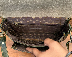 Sac à bandoulière pour femme en cuir recyclé écologique ethnique à la mode Sac à main à bandoulière en cuir coloré durable de haute qualité - Product Image 6