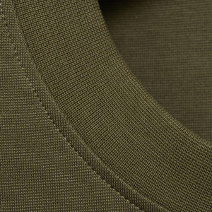 เสื้อยืดไหล่ตกของผู้ชายแบบใหม่เย็บติดได้สำหรับผู้ชายเสื้อยืดเปิดไหล่ตกใส่สบายป้องกันรอยยับระบายอากาศคุณภาพระดับพรีเมียม - Product Image 3