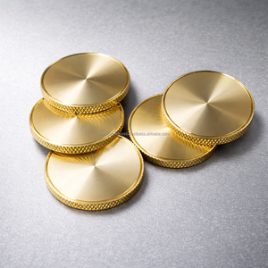 Venta al por mayor de discos de latón pulido modernos con borde moleteado CNC de diamante, 40 mm x 3 mm, para impresión digital, grabado y estampado manual - Product Image 3