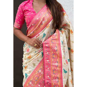 Sari Patola Leheriya de Seda Suave con Tejidos Zari en Contraste, Vestido de Noche Elegante, Marca Elite Weaves, 700g - Product Image 4