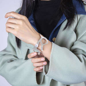 กำไลข้อมือสแตนเลสสำหรับร้านตัดผมรักษ์โลกขายดีปี 2026 พร้อมสีที่ปรับแต่งได้ - Product Image 6