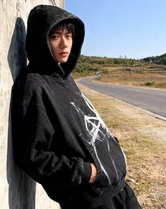 Sudadera con Capucha Unisex de Spider Horror, Estilo Y2K, Ropa Urbana Oscura, Gótica, Punk, Imprescindible para la Moda Urbana - Product Image 5