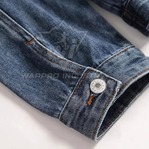Veste en jean durable pour homme, tissu en jean mélangé coton, coupe classique, style streetwear, vêtement décontracté, veste en jean premium pour homme - Product Image 3