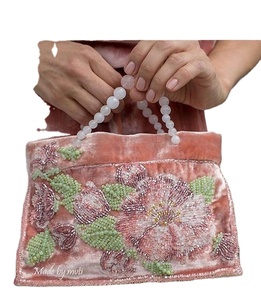 Bolsos de Mano Bordados Tradicionales Únicos con Perlas Cuadradas, Estilo Bohemio, Diseño Elegante, Forro, Venta al por Mayor - Product Image 4