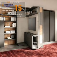 Lit mural convertible moderne en bois avec meuble TV intégré, étagère et armoire de rangement pliable pour optimiser l'espace, idéal pour les condos et les maisons.