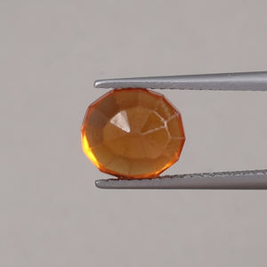 Hessonite rouge naturelle en vrac, taille brillant, 3,96 carats, 9x8,5 mm, vente en gros |   Certifié IGI, qualité excellente, traité par cirage/oléfaction - Product Image 3