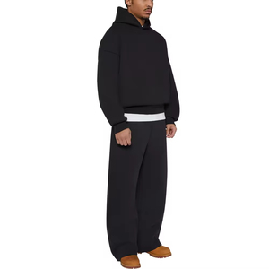 Ensemble de survêtement 2 pièces en molleton 100% coton écologique, grammage lourd 400 GSM, personnalisable, style streetwear, comprenant un sweat à capuche et un pantalon de survêtement coupe classique, modèle tendance et vierge pour marque - Product Image 2